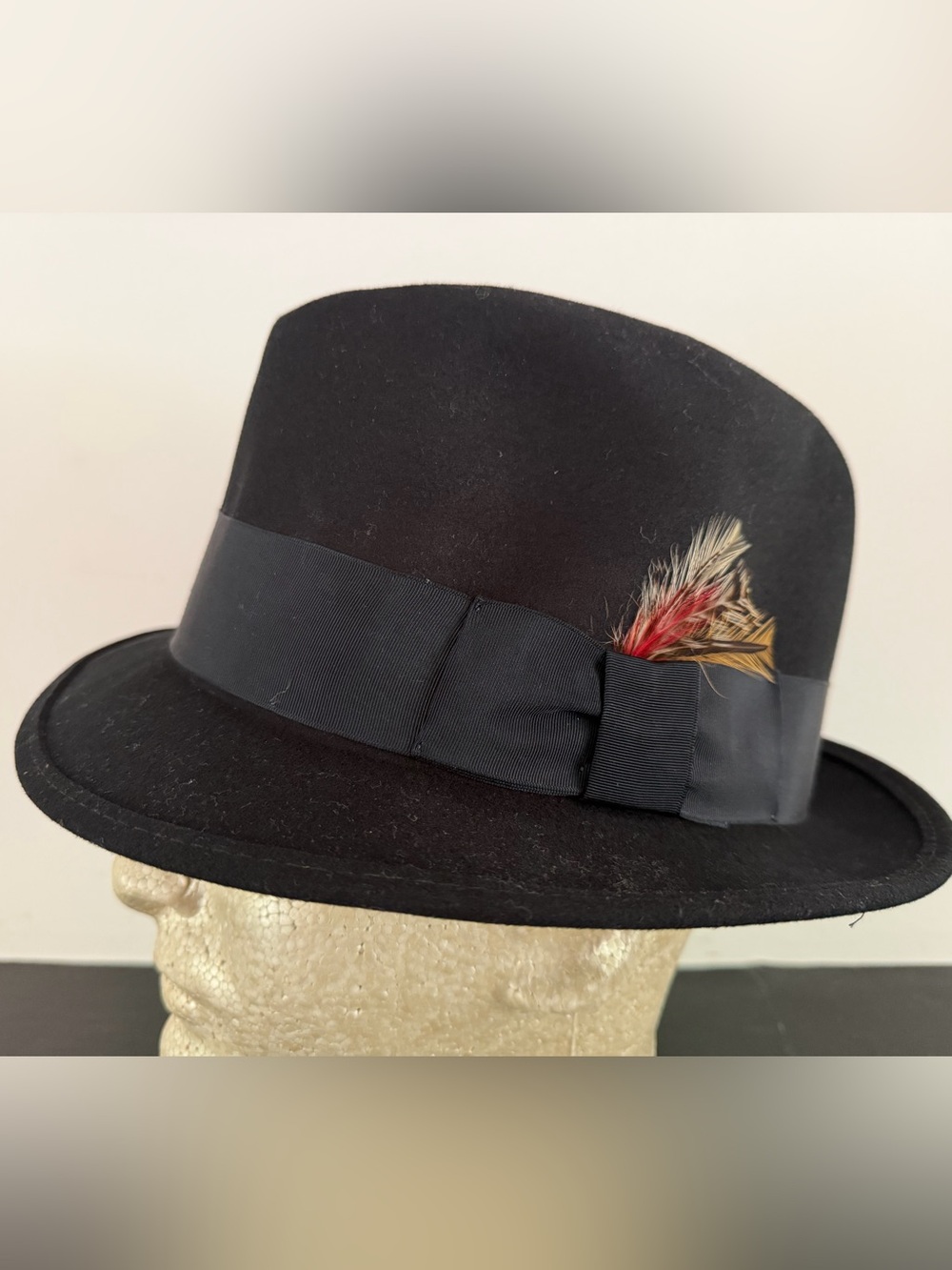Black Short-Brim Fedora Hat. 100% Wool. Size XL. Excellent Condition. Made In US